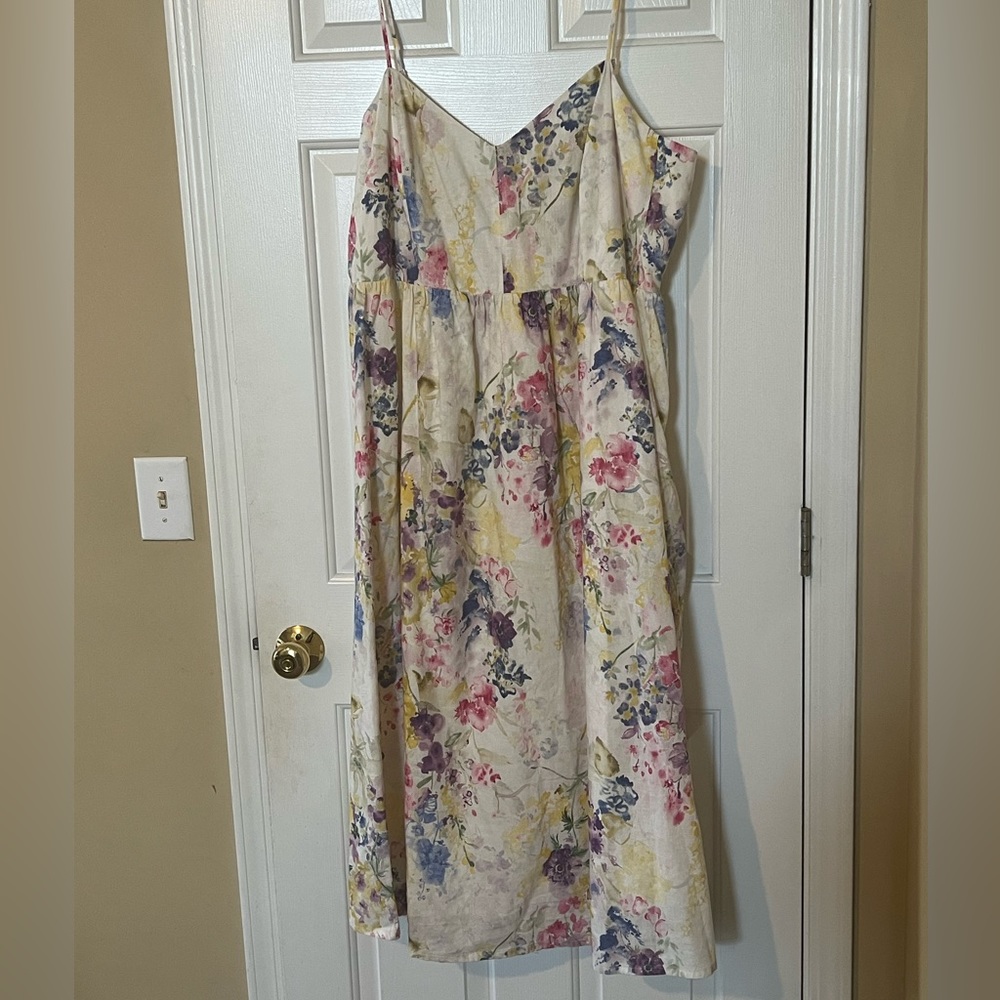 Linen Flowery Midi Dress 💐